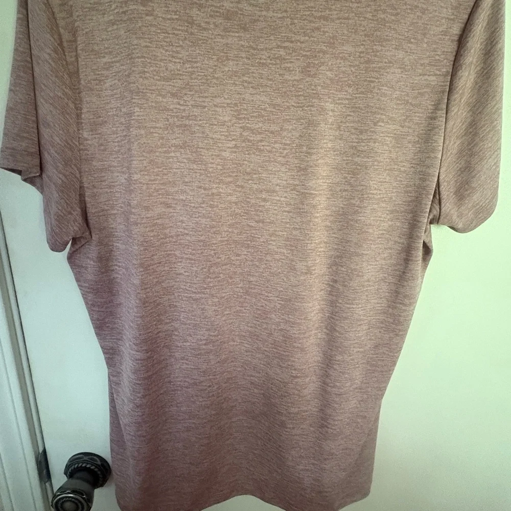 Under Armour Heathered Dusty Rose Performance Tee - Picture 2 of 3